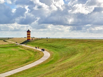 krummhoern-pilsumer-leuchtturm-ostfriesland