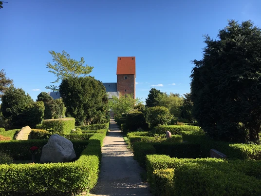 St. Severin - Ansicht vom Friedhof