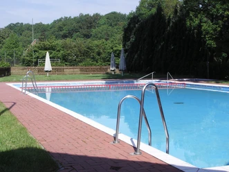 haller-freibad01