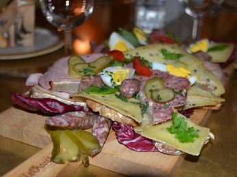 Brotzeit im Rodelhaus Braunlage