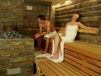 Blocksauna im Ronolulu Spa Blocksauna im Ronolulu SpaLog sauna in the Ronolulu SpaBjælkesauna i Ronolulu SpaSauna in de Ronolulu Spa