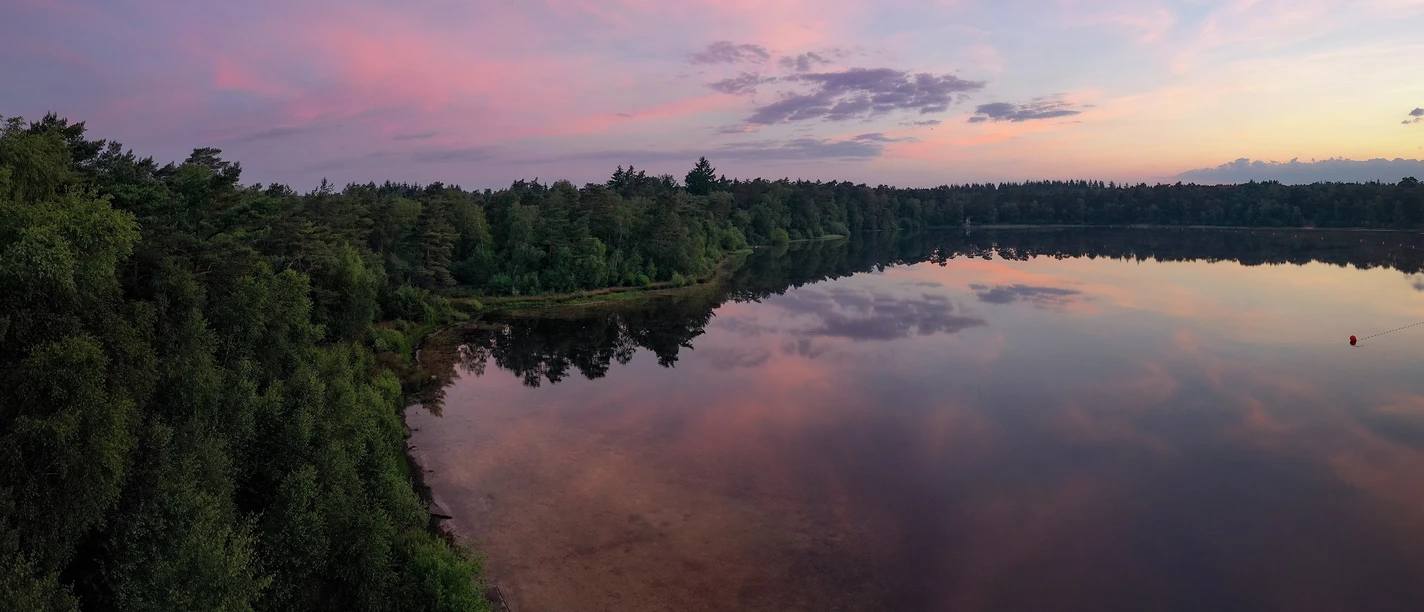 Großer Bullensee in roter Lichtstimmung Großer Bullensee in roter Lichtstimmung