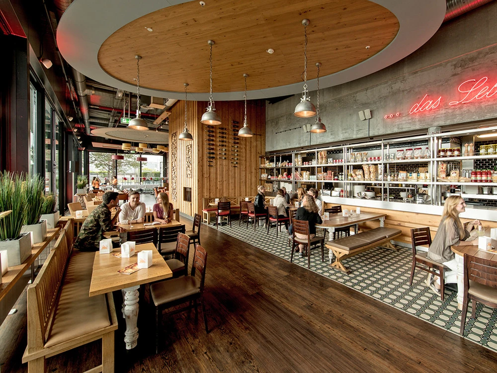 ALEX Frankfurt Skyline Plaza Rooftop