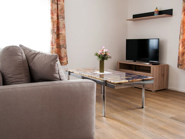 Ferienwohnung, Wohnzimmer im Landhaus Maria Bad Schönborn