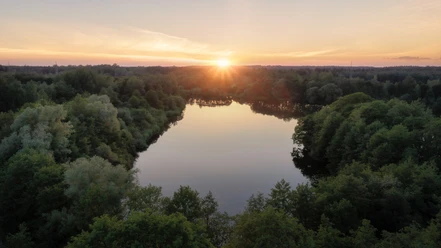 Weichelsee Rotenburg (Wümme) im Sonnenuntergang Weichelsee Rotenburg (Wümme) im Sonnenuntergang
