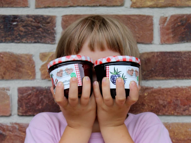 Fruchtaufstriche von Fruchtgenuss by KaSa Fruchtaufstriche von Fruchtgenuss by KaSa