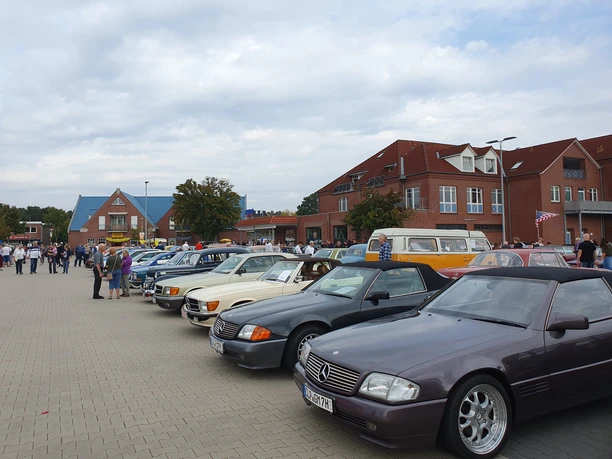 230917_Herbstmarkt Uplengen.jpg