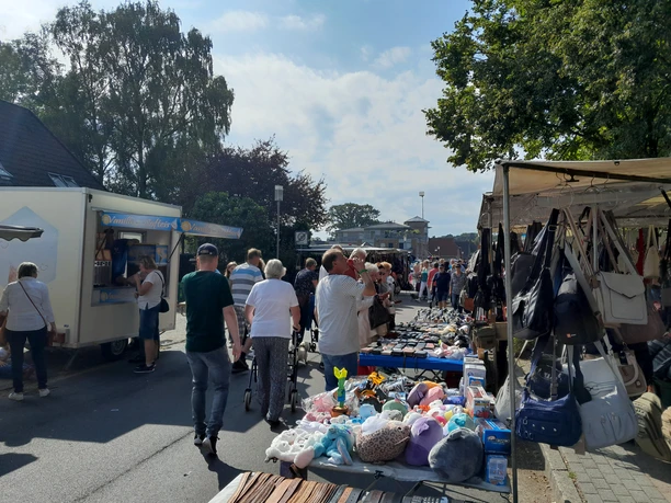 230917_Herbstmarkt Uplengen.jpg