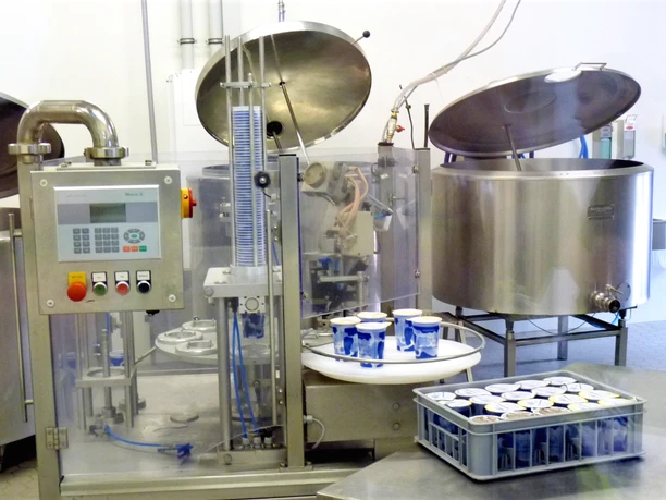 Molkerei auf dem Milchhof Kück Molkerei auf dem Milchhof Kück