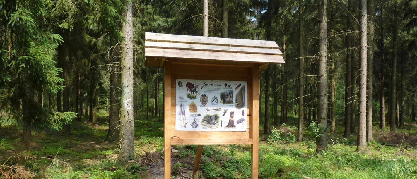 Waldlehrpfad - die 18 Stationen Waldlehrpfad - die 18 Stationen