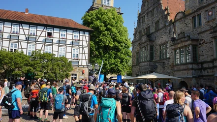 Megamarsch Weserbergland Marktplatz
