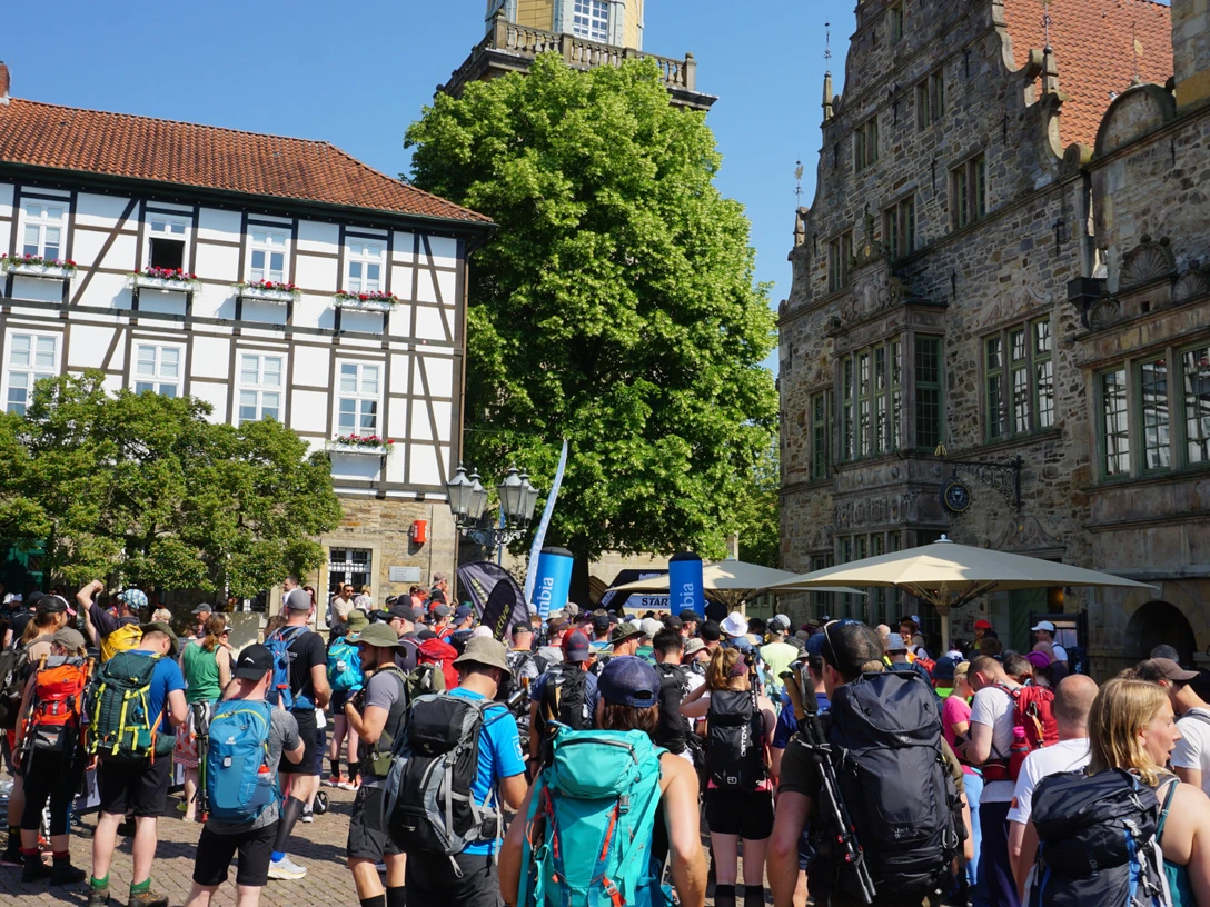 Megamarsch Weserbergland Marktplatz