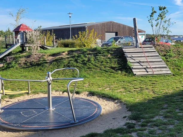 SpielplatzHolzwegCremlingen.jpg