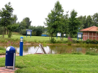 Anlage des Trinkwasserlehrpfads Minstedt Anlage des Trinkwasserlehrpfads MinstedtConstruction of the Minstedt drinking water nature trailAnlæg af Minstedt drikkevands naturstiAanleg van het drinkwaternatuurpad Minstedt