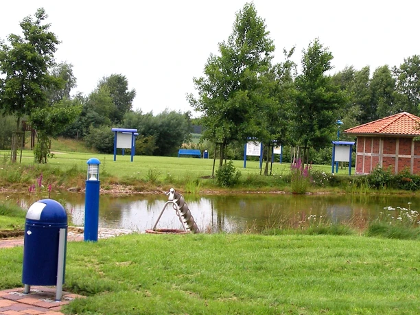 Anlage des Trinkwasserlehrpfads Minstedt Anlage des Trinkwasserlehrpfads Minstedt