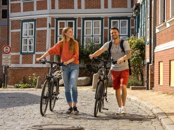 Unterwegs in der Unterstadt von Lauenburg an der Elbe Unterwegs in der Unterstadt von Lauenburg an der Elbe