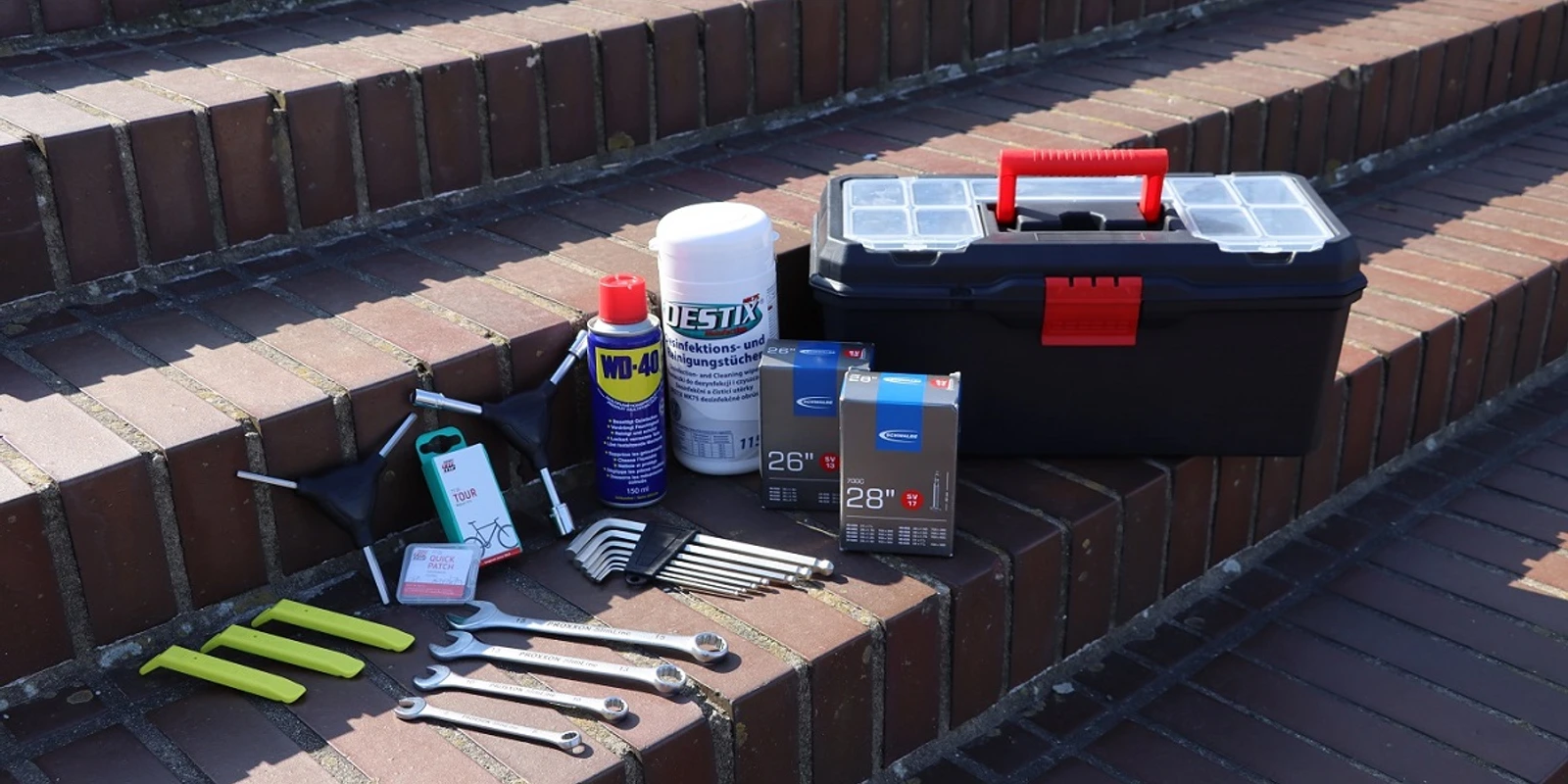 Inhalt des Koffers (c) Taurean Reddeck