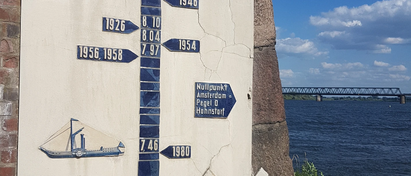 Altstadt Lauenburg©Dorothée Meyer (179).jpg Pegel Lauenburg