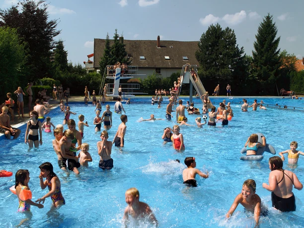 Buitenzwembad Hagen a.T.W. in het Osnabrücker Land