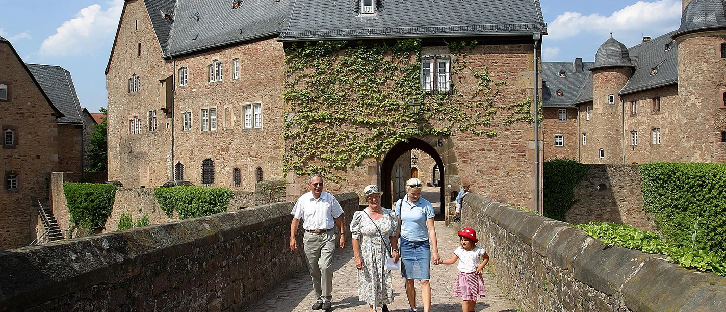 steinau_schloss_suedtor