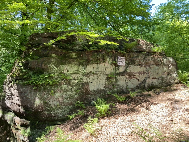 Grafentafel_nah_CC_Gemeinde Hagen aTW