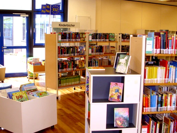 Es gibt Bücher für jedes Alter in der Samtgemeindebücherei Tarmstedt Es gibt Bücher für jedes Alter in der Samtgemeindebücherei Tarmstedt