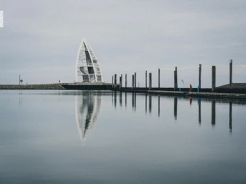 Seezeichen auf Juist.jpg Seezeichen auf JuistSea mark on JuistSømærke på JuistZeemerk op Juist