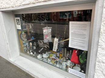 Schrauben und Gedöns - Geschäft auf Juist.jpeg Schrauben und Gedöns - Geschäft auf Juist