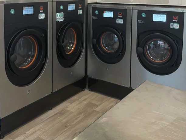 shop&wash zugeschnitten.JPG shop&wash Aurich