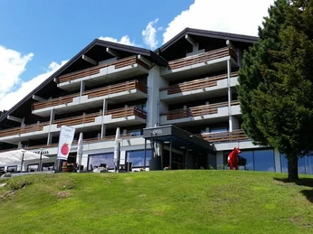 Aussenansicht Sommer