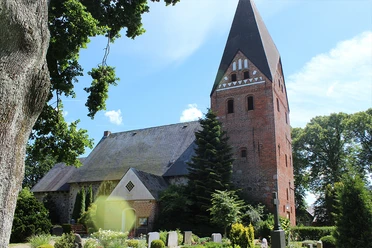 kirche-esgrus.jpg