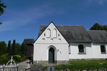 kirche-nuebel.jpg