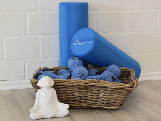 yoga-studio-feelgood-yin-yoga-faszien-hilfsmittel.jpg