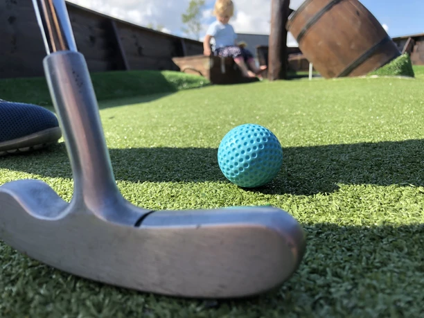 adventure-golf-olpenitz-nahaufnahme.jpg