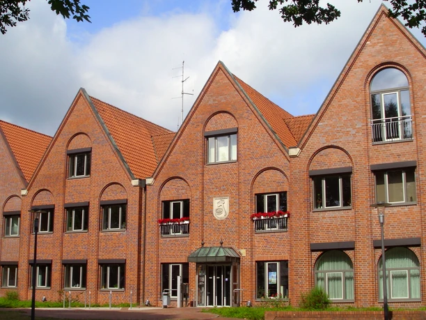Die Tourist-Information befindet sich im Tarmstedter Rathaus Die Tourist-Information befindet sich im Tarmstedter Rathaus