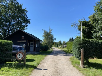 Eingangsbereich Campingplatz Heide-Eck Eingangsbereich Campingplatz Heide-EckEntrance area of the Heide-Eck campsiteIndgangsområdet til Heide-Eck-campingpladsenIngangszone van camping Heide-Eck