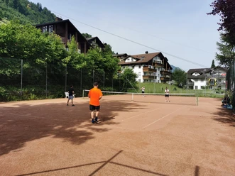Emmetten tennis court