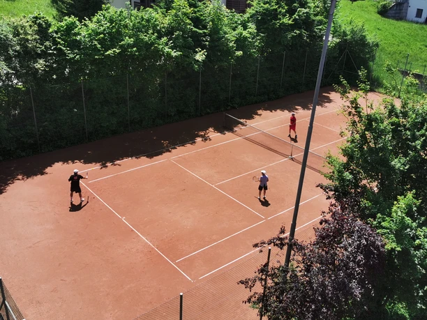Emmetten tennis court