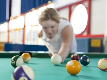 Spielscheune_Billard_Nordsee_Butjadingen.jpg