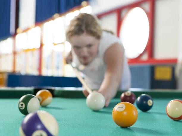 Spielscheune_Billard_Nordsee_Butjadingen.jpg
