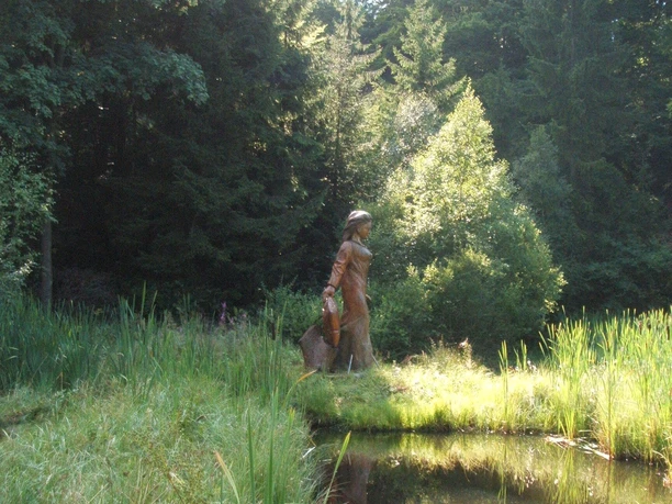 frau_holle_am_frau-holle-teich-c-geo-nat