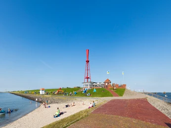 Leuchtturm_Eckwarderhoerne_Nordsee_Familie.jpg