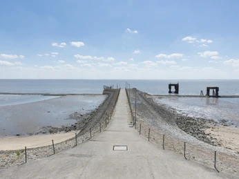 Alter_Faehranleger_Nordsee_Butjadingen_Eckwarderhoerne.jpg
