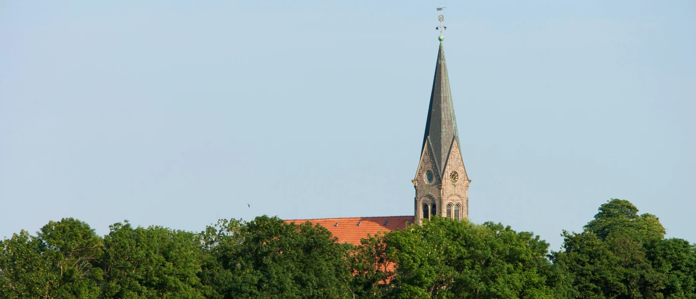 Langwarden_Kirche_Nordsee_Butjadingen.jpg
