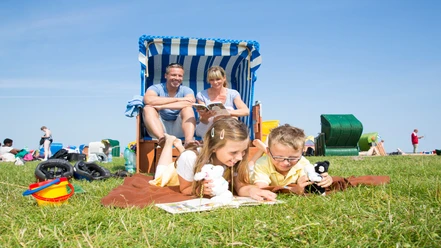Strandkorb_Strand_Nordsee_Familie_Kinder_Watt_Butjadingen.jpg