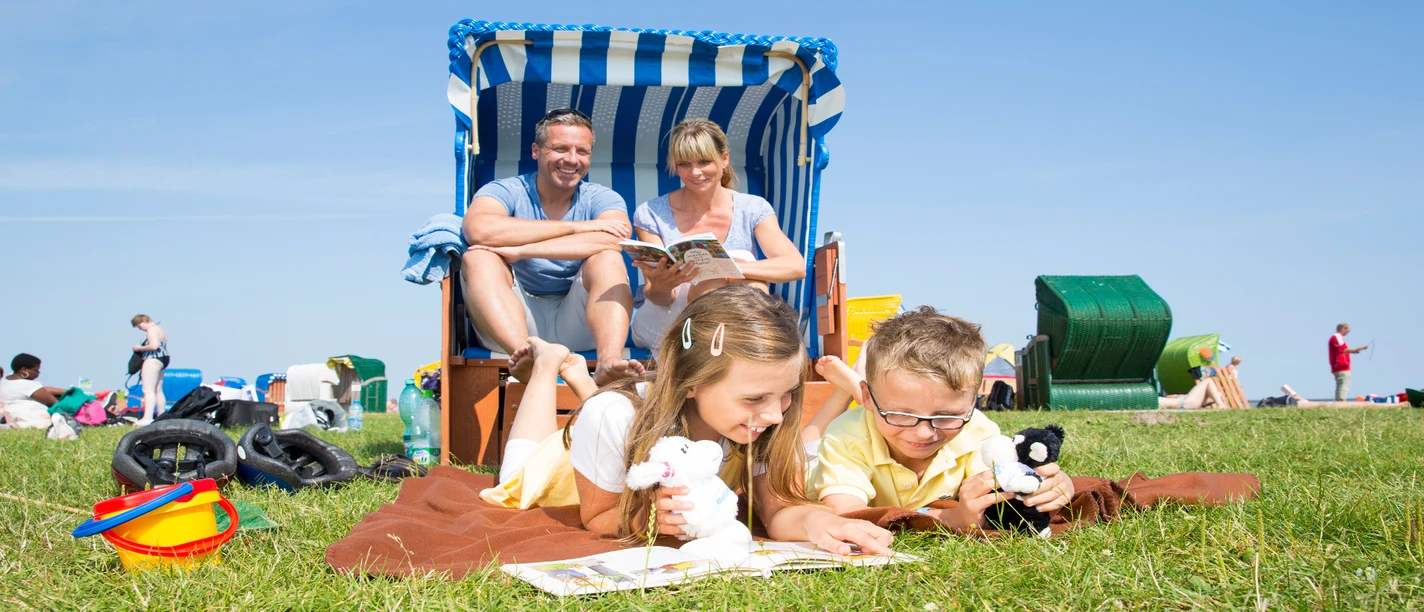 Strandkorb_Strand_Nordsee_Familie_Kinder_Watt_Butjadingen.jpg