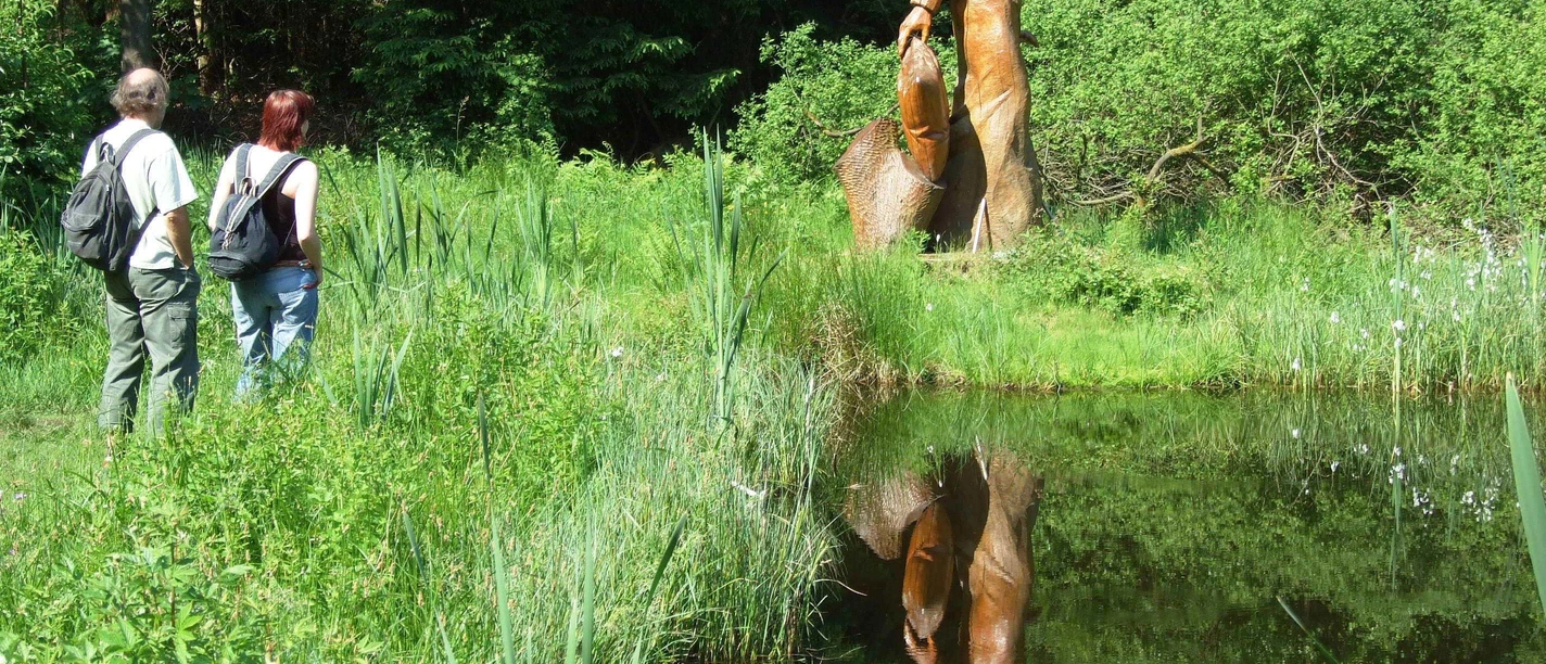 p_1_am_frau_holle_teich-c-marco_lenarduz