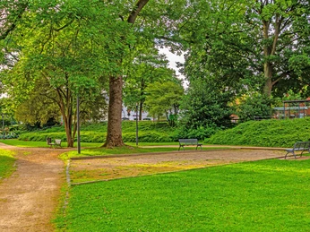 Bouleplatz im Zevener Stadtpark Bouleplatz im Zevener Stadtpark