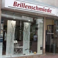 Brillenschmiede.JPG Das Bild zeigt den Eingangsbereich des Geschäfts Brillenschmiede