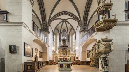 Hauptkirche BMV Innenraum Kirchen-Innenraum